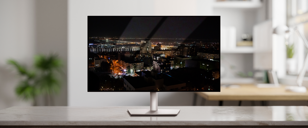 기존 IPS Black과 IPS Black 2.0 디스플레이의 명암비 비교. IPS Black 2.0은 기존보다 1.8배 높은 명실명암비를 제공하여 밝은 환경에서도 선명한 화질을 유지.